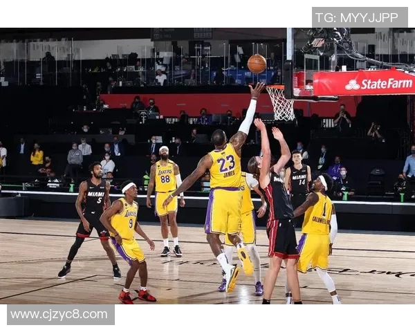 2020年湖人对阵热火第二场精彩直播回顾与赛后分析