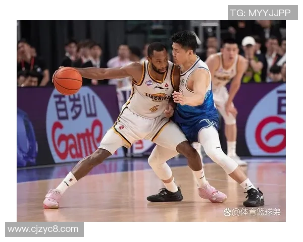 CBA精彩对决回顾广东队与浙江队3月7日比赛录像分析 CBA精彩对决回顾广东队与浙江队3月7日比赛录像分析